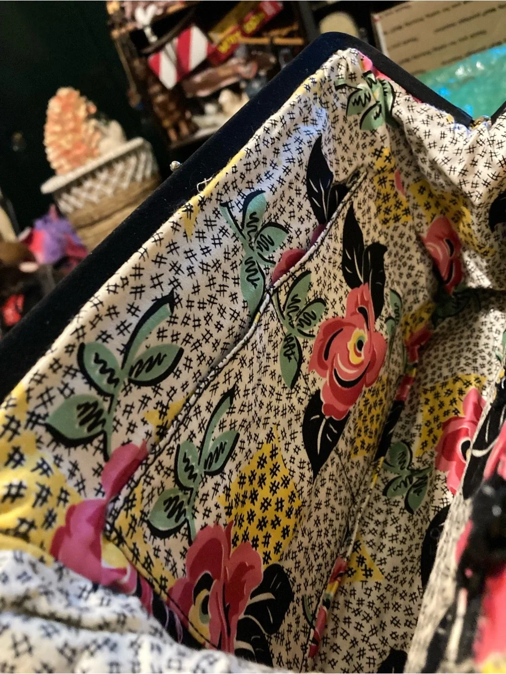 Vera Bradley classic black arm purse